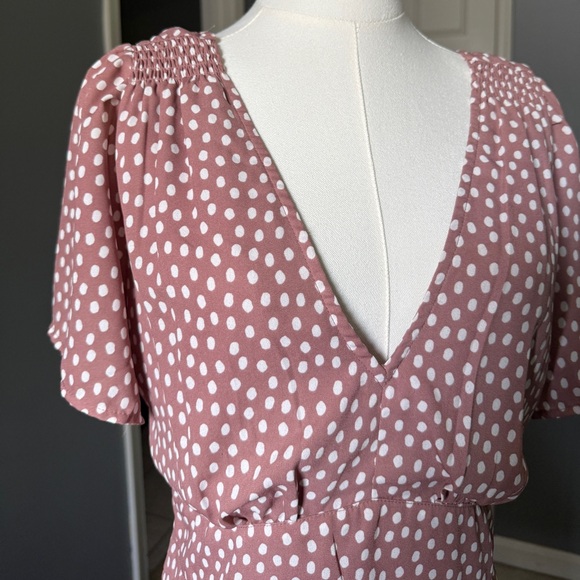 Abercrombie Pink and White Polka Dot V-Neck Dress - Picture 4 of 7